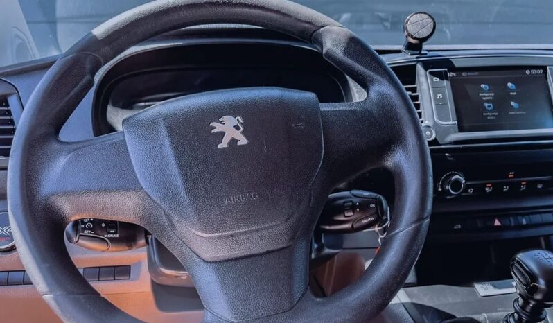 PEUGEOT Expert  | 4×4 (doł. ręcznie) | Manualna | 122 KM | Czarny full