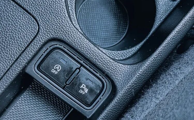 HYUNDAI i10  | FWD (przód) | Manualna | 67 KM | Srebrny full