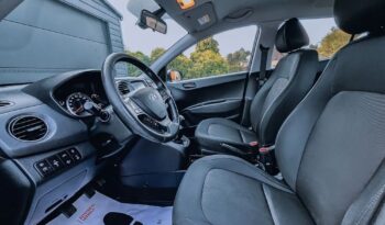 HYUNDAI i10  | FWD (przód) | Manualna | 67 KM | Srebrny full