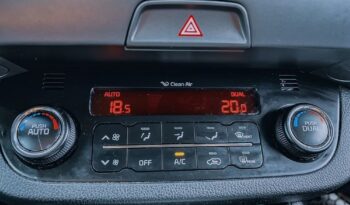 KIA Sportage  | FWD (przód) | Manualna | 135 KM | Srebrny full