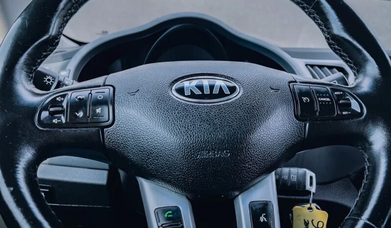 KIA Sportage  | FWD (przód) | Manualna | 135 KM | Srebrny full
