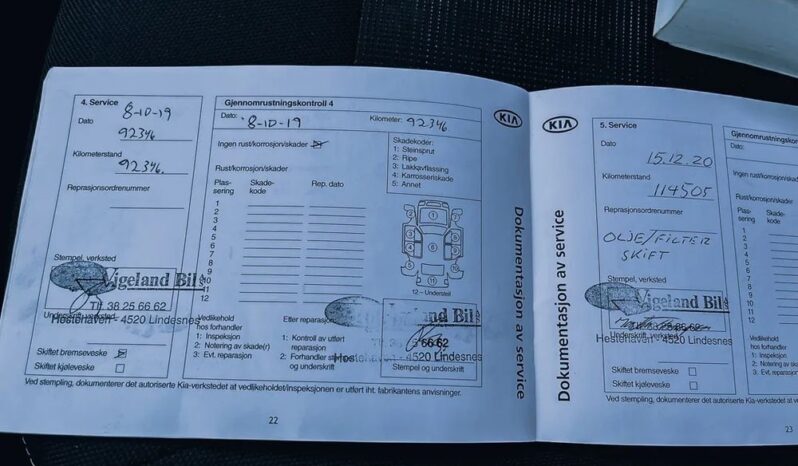 KIA Sportage  | FWD (przód) | Manualna | 135 KM | Srebrny full