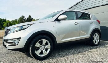 KIA Sportage  | FWD (przód) | Manualna | 135 KM | Srebrny full