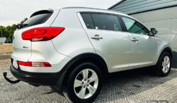 KIA Sportage  | FWD (przód) | Manualna | 135 KM | Srebrny full