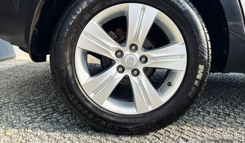 KIA Sportage  | FWD (przód) | Manualna | 135 KM | Srebrny full