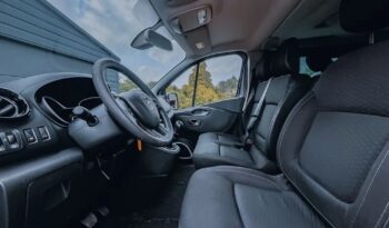 OPEL Vivaro | FWD (przód) | Manualna | 145 KM | Szary full