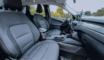 FORD Kuga  | FWD (przód) | Automatyczna | 120 KM | Granatowy full