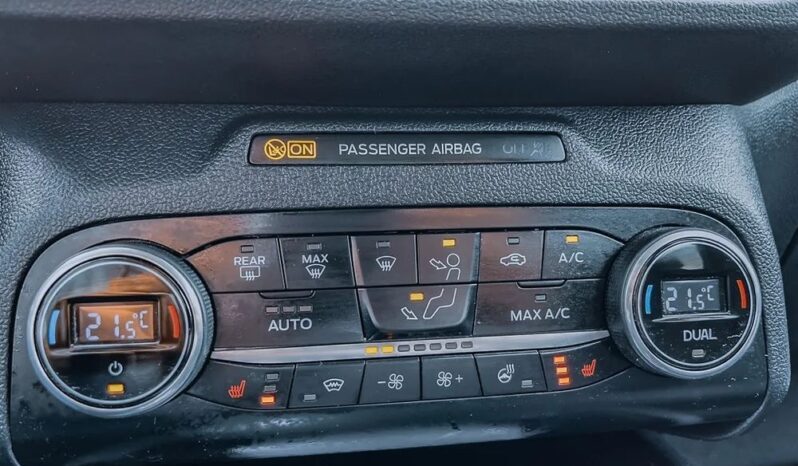 FORD Kuga  | FWD (przód) | Automatyczna | 120 KM | Granatowy full