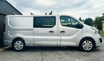 OPEL Vivaro | FWD (przód) | Manualna | 120 KM | Srebrny full