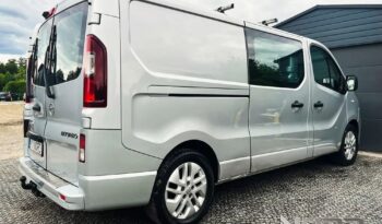 OPEL Vivaro | FWD (przód) | Manualna | 120 KM | Srebrny full