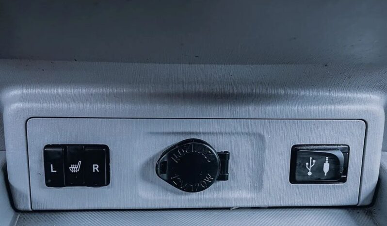TOYOTA Prius+  | FWD (przód) | Automatyczna | 99 KM | Brązowy full