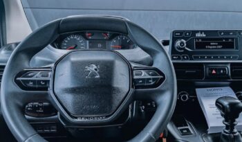PEUGEOT Partner  | 4×4 (doł. ręcznie) | Automatyczna | 131 KM | Czerwony full