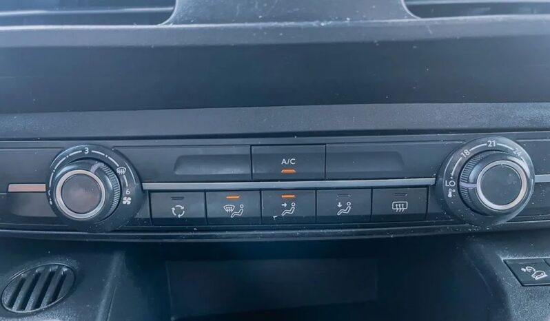 PEUGEOT Partner  | 4×4 (doł. ręcznie) | Automatyczna | 131 KM | Czerwony full