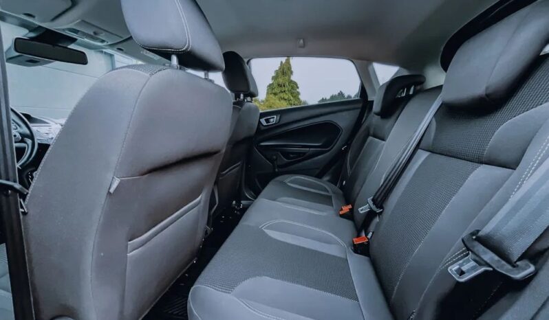 FORD Fiesta  | FWD (przód) | Automatyczna | 101 KM | Czarny full
