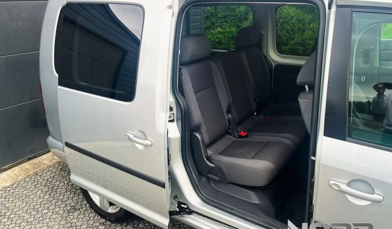 VOLKSWAGEN Caddy | FWD (przód) | Automatyczna | 102 KM | Srebrny full