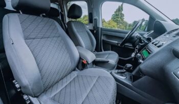VOLKSWAGEN Caddy | FWD (przód) | Automatyczna | 102 KM | Srebrny full