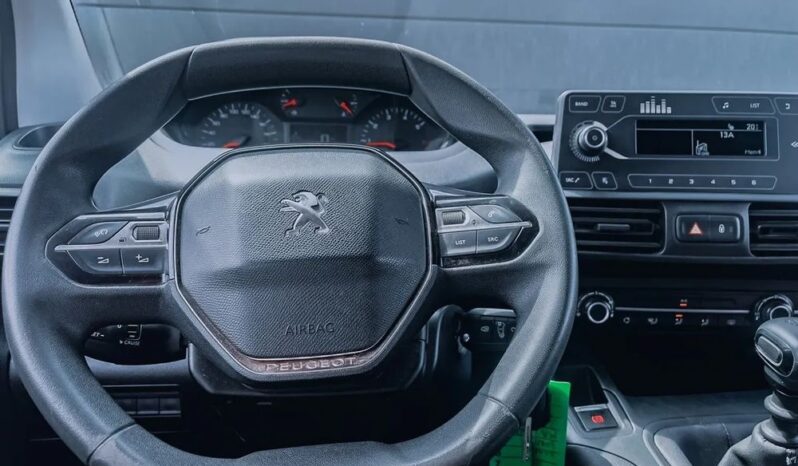 PEUGEOT Partner  | 4×4 (doł. ręcznie) | Manualna | 131 KM | Czerwony full