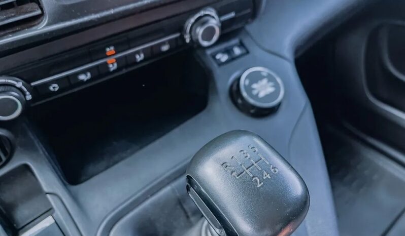 PEUGEOT Partner  | 4×4 (doł. ręcznie) | Manualna | 131 KM | Czerwony full