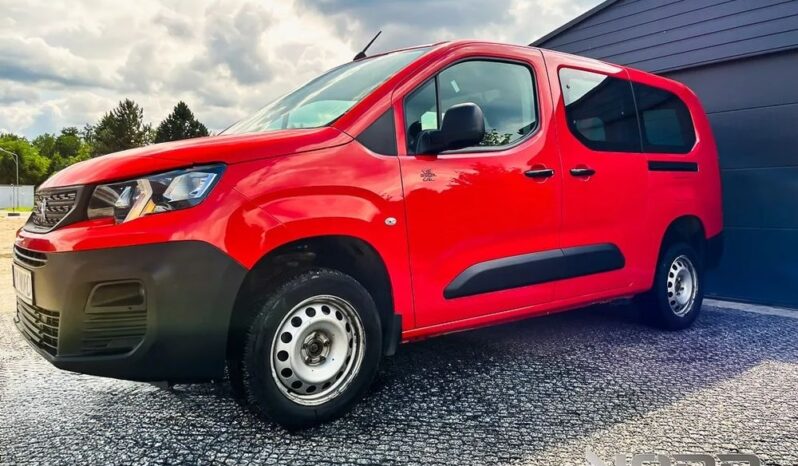 PEUGEOT Partner  | 4×4 (doł. ręcznie) | Manualna | 131 KM | Czerwony full