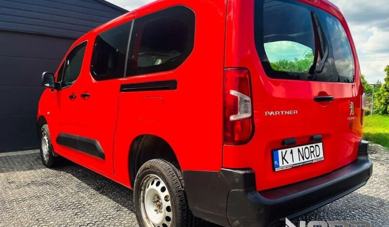 PEUGEOT Partner  | 4×4 (doł. ręcznie) | Manualna | 131 KM | Czerwony full