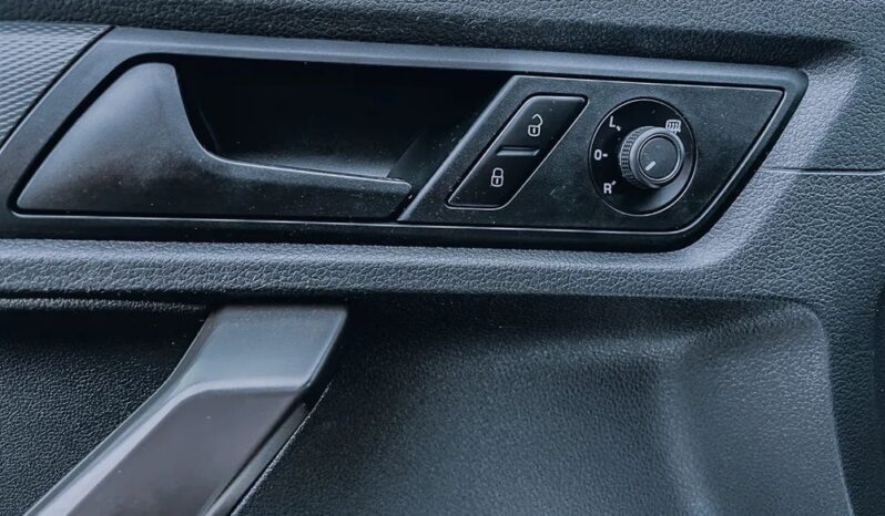 VOLKSWAGEN Caddy | 4×4 (stały) | Manualna | 122 KM | Biały full