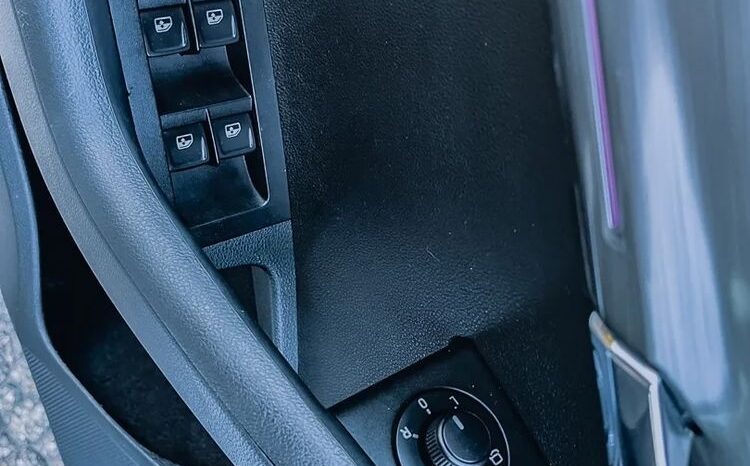 SKODA Octavia  | FWD (przód) | Automatyczna | 115 KM | Srebrny full