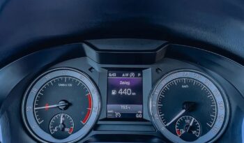 SKODA Octavia  | FWD (przód) | Automatyczna | 115 KM | Srebrny full