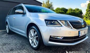 SKODA Octavia  | FWD (przód) | Automatyczna | 115 KM | Srebrny full
