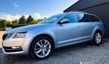 SKODA Octavia  | FWD (przód) | Automatyczna | 115 KM | Srebrny full