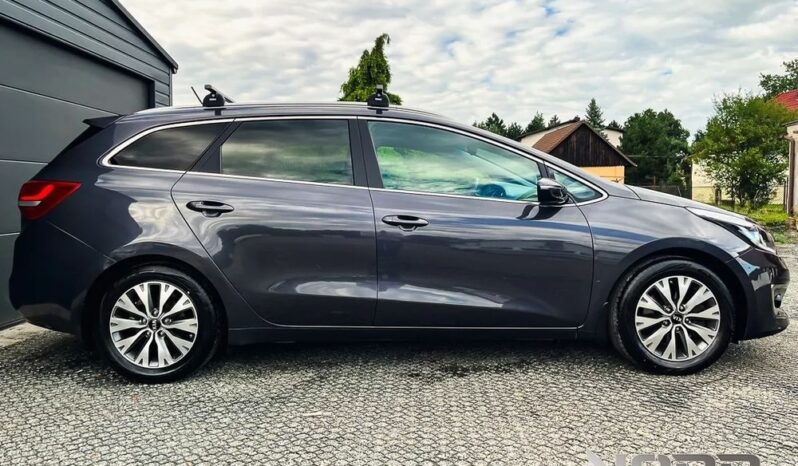 KIA Ceed  | FWD (przód) | Manualna | 120 KM | Szary full
