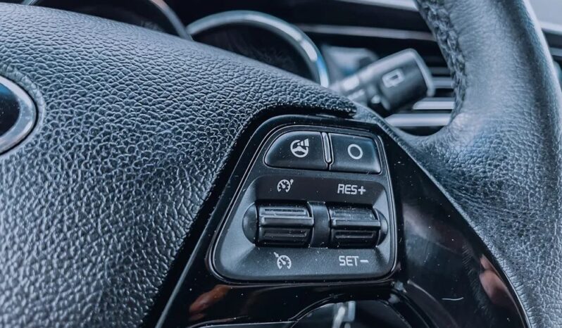 KIA Ceed  | FWD (przód) | Manualna | 120 KM | Szary full