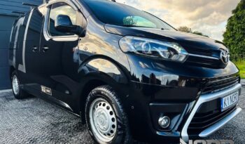 TOYOTA ProAce | 4×4 (doł. ręcznie) | Manualna | 122 KM | Czarny full