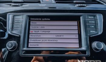 VOLKSWAGEN Touran  | FWD (przód) | Manualna | 150 KM | Czarny full