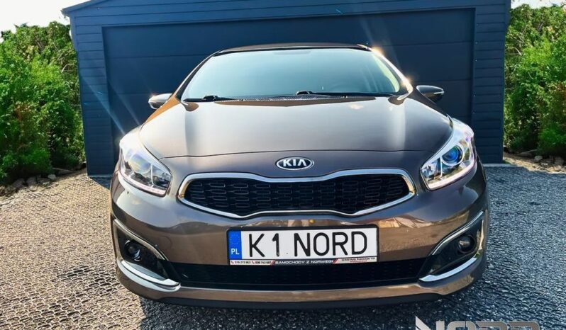 KIA Ceed  | FWD (przód) | Manualna | 120 KM | Brązowy full