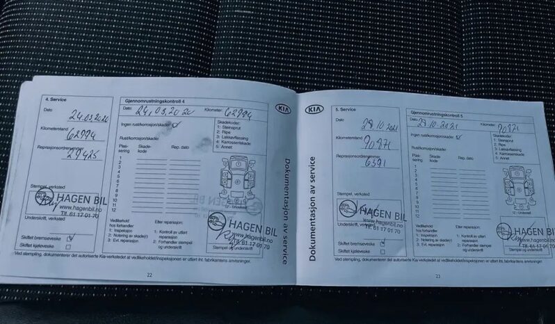 KIA Sportage  | FWD (przód) | Manualna | 115 KM | Srebrny full