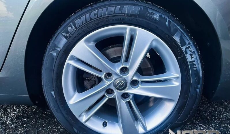 OPEL Insignia  | FWD (przód) | Manualna | 165 KM | Szary full