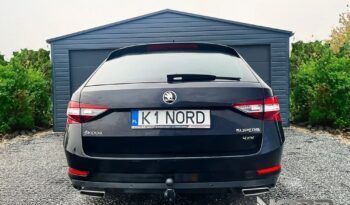 Skoda Superb | 4×4 (stały) | Automatyczna | 280 KM | Czarny full