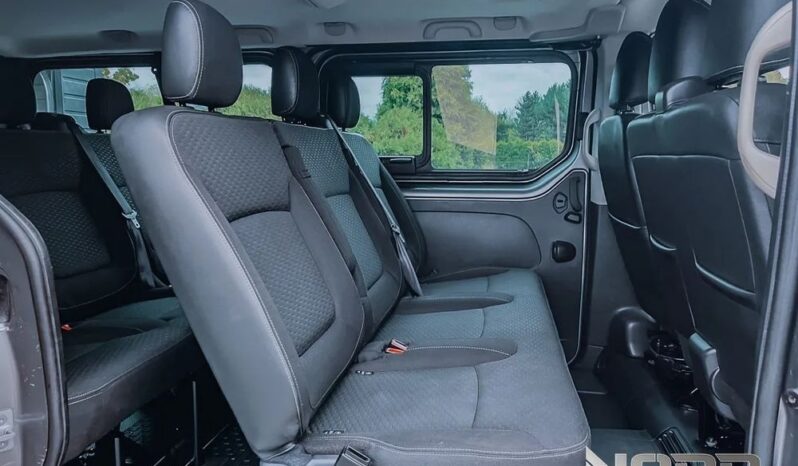 OPEL Vivaro | FWD (przód) | Manualna | 145 KM | Szary full