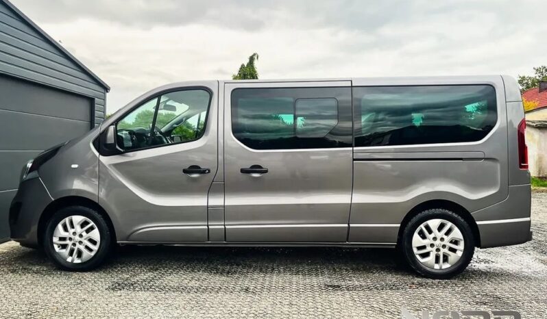OPEL Vivaro | FWD (przód) | Manualna | 145 KM | Szary full