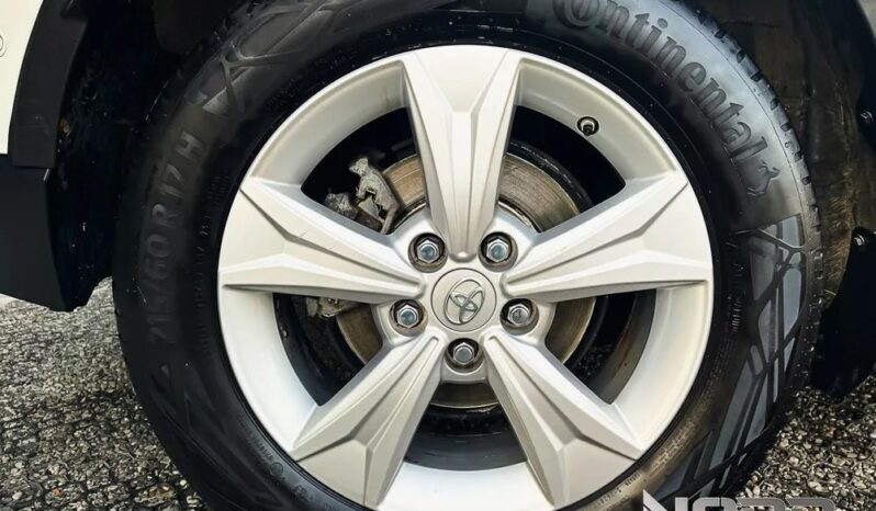 TOYOTA C-HR | FWD (przód) | Automatyczna | 122 KM | Biały full