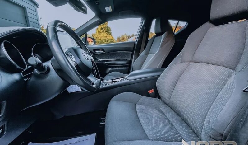 TOYOTA C-HR | FWD (przód) | Automatyczna | 122 KM | Biały full