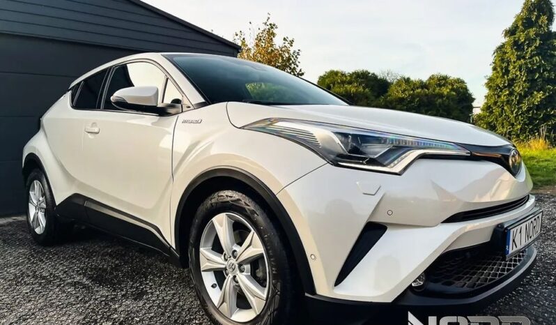TOYOTA C-HR | FWD (przód) | Automatyczna | 122 KM | Biały full