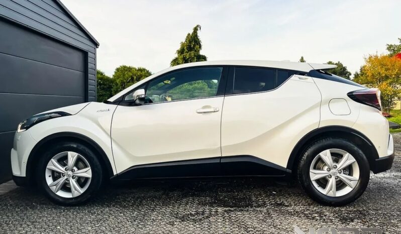 TOYOTA C-HR | FWD (przód) | Automatyczna | 122 KM | Biały full