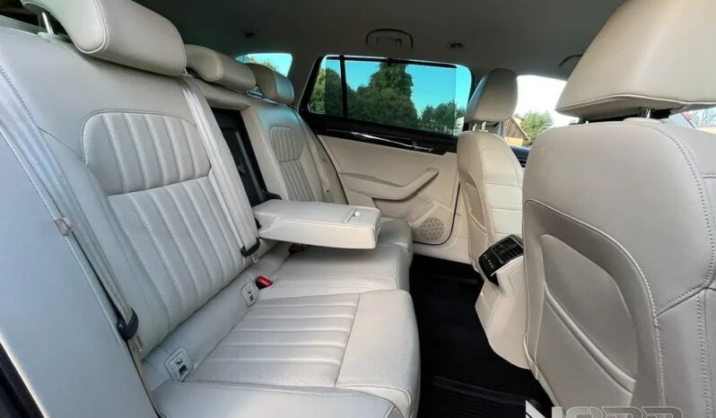 Skoda Superb | FWD (przód) | Automatyczna | 150 KM | Szary full