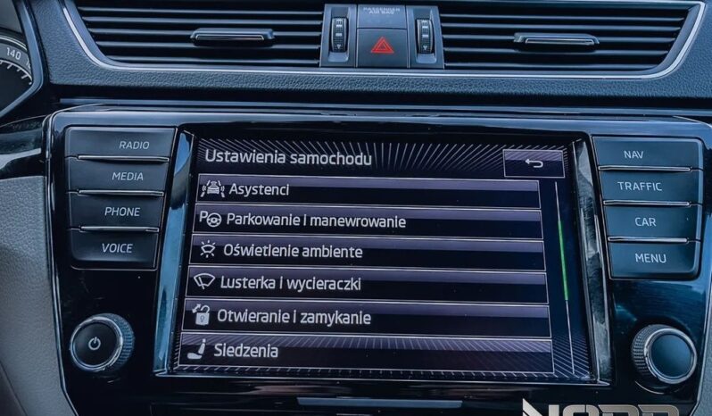 SKODA Superb  | FWD (przód) | Automatyczna | 150 KM | Szary full