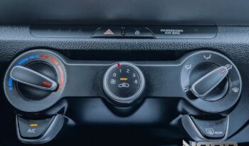KIA Stonic  | FWD (przód) | Manualna | 100 KM | Niebieski full