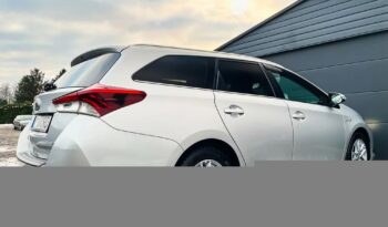 TOYOTA Auris  | FWD (przód) | Automatyczna | 136 KM | Srebrny full