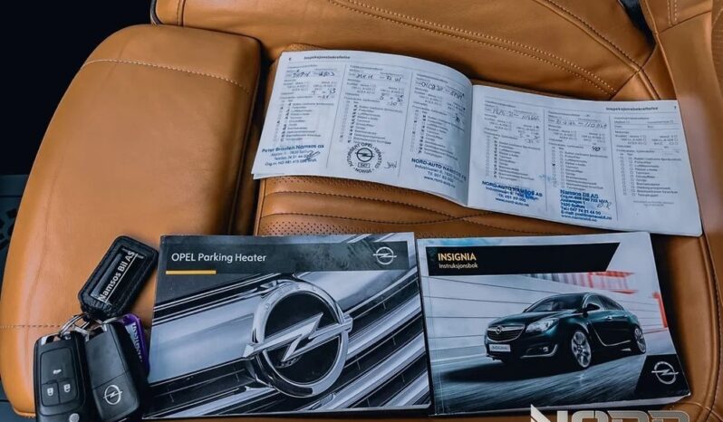 OPEL Insignia  | 4×4 (stały) | Automatyczna | 170 KM | Czarny full