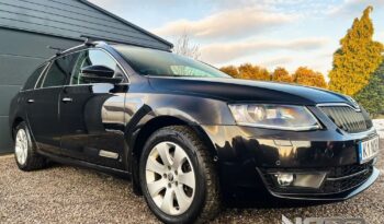 SKODA Octavia  | 4×4 (stały) | Automatyczna | 180 KM | Czarny full