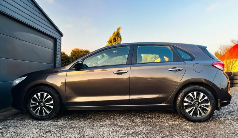 HYUNDAI I30  | FWD (przód) | Manualna | 120 KM | Szary full